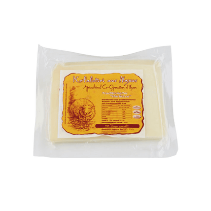 Kefalotyri (250g) Naxos von Naxos bei Araxxon  - Hochwertiges griechisches Produkt.   Kefalotyri (250g) Naxos από Naxos στο Araxxon  - Αυθεντικό ελληνικό προϊόν.  