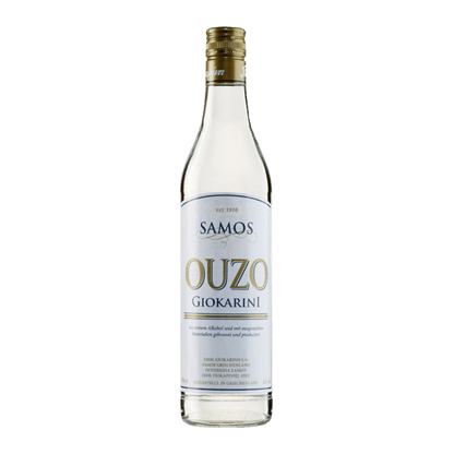 Ouzo Samos (700ml) Giokarini von Giokarini bei Araxxon  - Hochwertiges griechisches Produkt.   Ouzo Samos (700ml) Giokarini από Giokarini στο Araxxon  - Αυθεντικό ελληνικό προϊόν.  