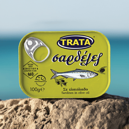 Sardinen in Olivenöl (100g) Trata von Trata bei Araxxon  - Hochwertiges griechisches Produkt.   Sardinen in Olivenöl (100g) Trata από Trata στο Araxxon  - Αυθεντικό ελληνικό προϊόν.  
