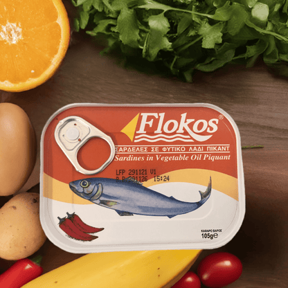 Sardinen in Pflanzenöl Pikant (105g) Flokos von Flokos bei Araxxon  - Hochwertiges griechisches Produkt.   Sardinen in Pflanzenöl Pikant (105g) Flokos από Flokos στο Araxxon  - Αυθεντικό ελληνικό προϊόν.  